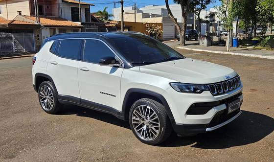 JEEP COMPASS 1.3 T270 TURBO FLEX LIMITED AT6 JEEP COMPASS 1.3 T270 TURBO FLEX LIMITED AT6